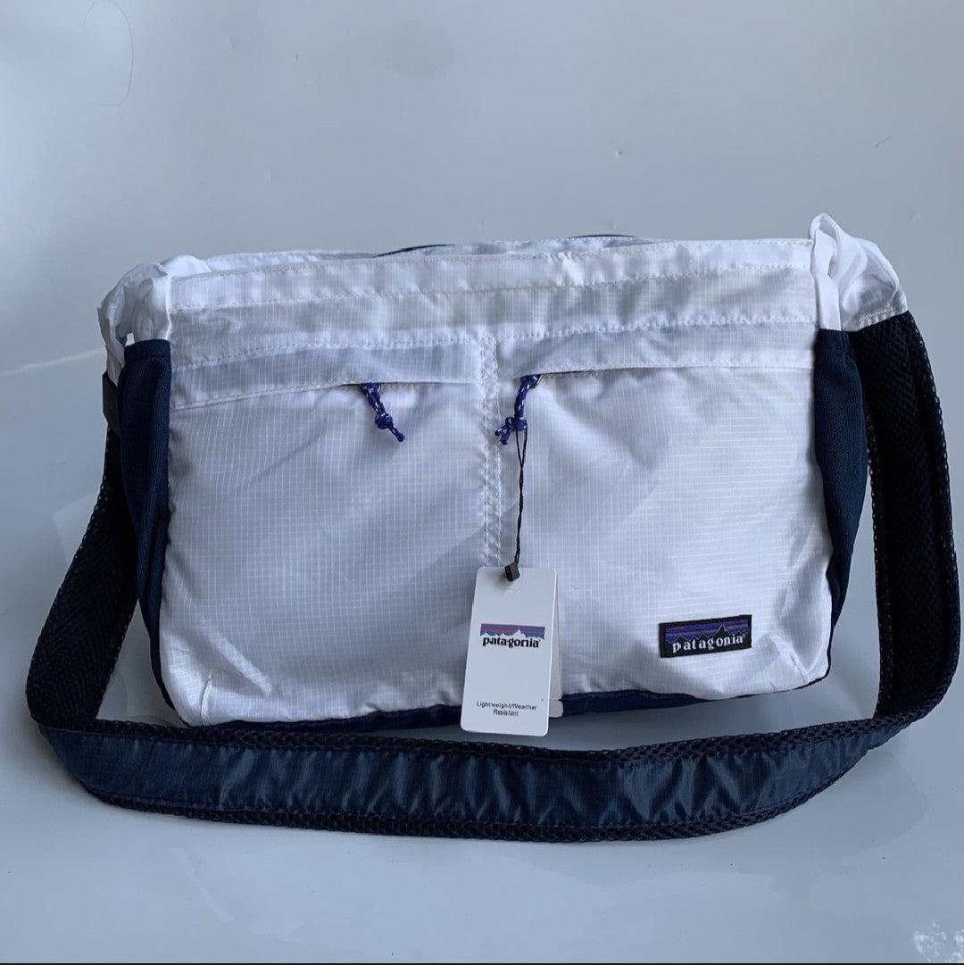 Patagonia shoulder bag